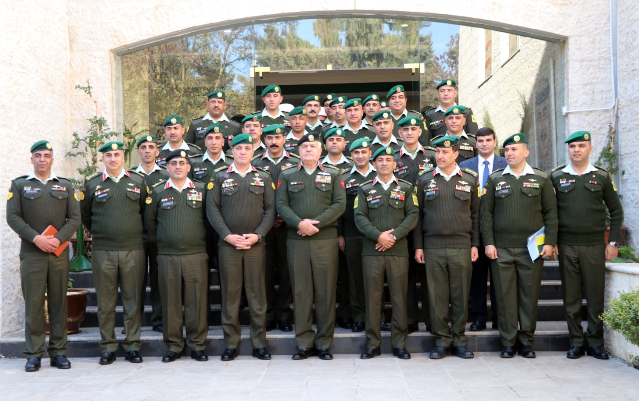 رئيس هيئة الأركان المشتركة يزور الحرس الملكي الخاص