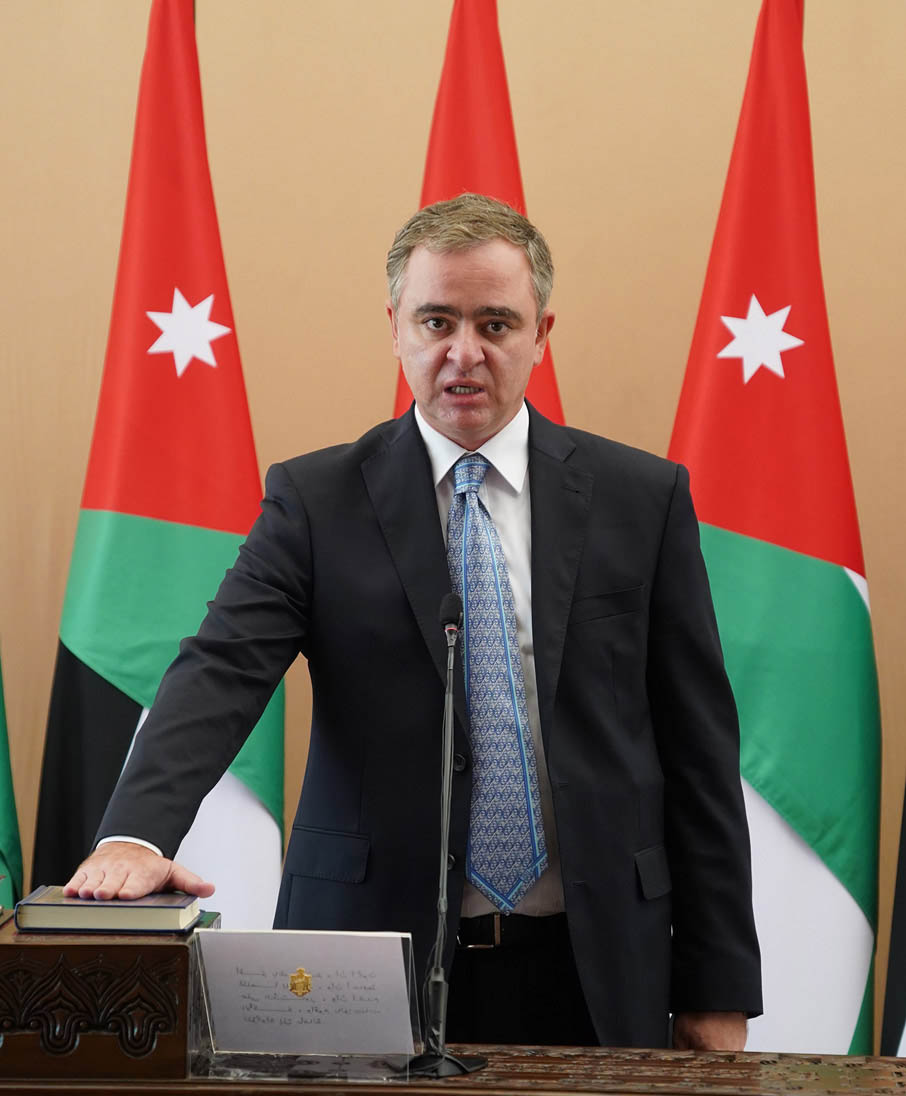 وزير الشباب يصادق على قرارات الهيئة العامة لنادي الحسين اربد