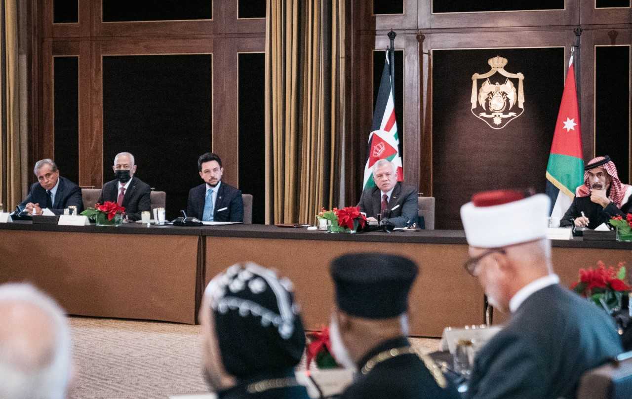 الملك يهنئ مسيحيي الأردن وفلسطين بالأعياد المجيدة ويؤكد أن حماية ورعاية المقدسات واجب ديني وتاريخي