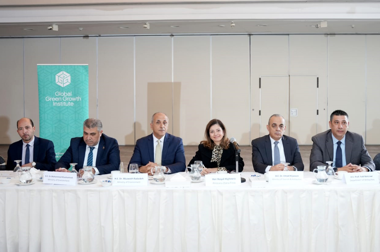 ورشة حوارية لتعزيز البيئة التمكينية للاستثمار بالعمل المناخي