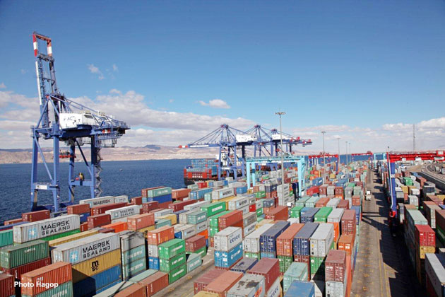 تجارة عمان تطالب شركة ميناء الحاويات بالتراجع عن فرض رسوم تخزين جديدة