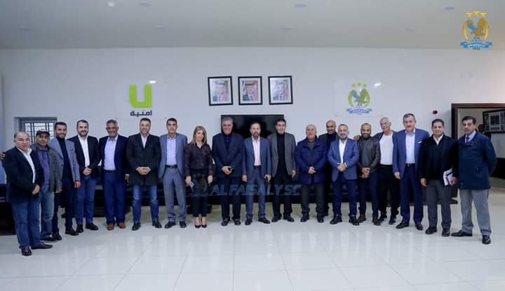 رؤساء أندية المحترفين يبحثون أجندة الموسم الكروي 2023