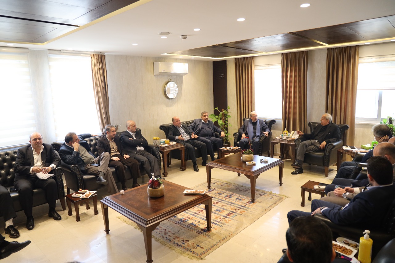 لقاء يثمن الجهود المبذولة لضمان ديمومة حركة الشحن