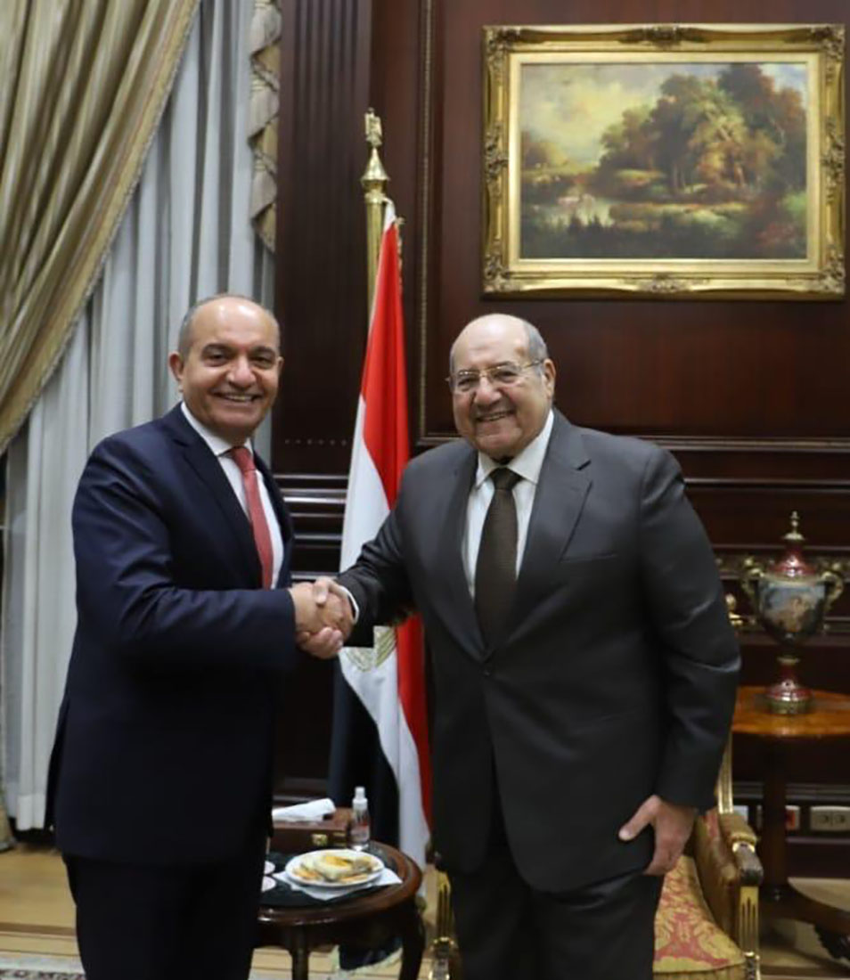 السفير العضايلة يبحث مع رئيس مجلس الشيوخ المصري علاقات التعاون بين البلدين
