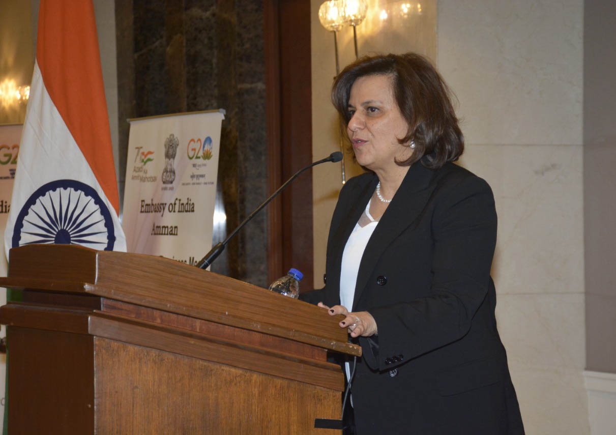 لقاء يجمع رجال أعمال أردنيين وهنودا