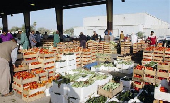 3335 طن خضار وفواكه ترد للسوق المركزي اليوم