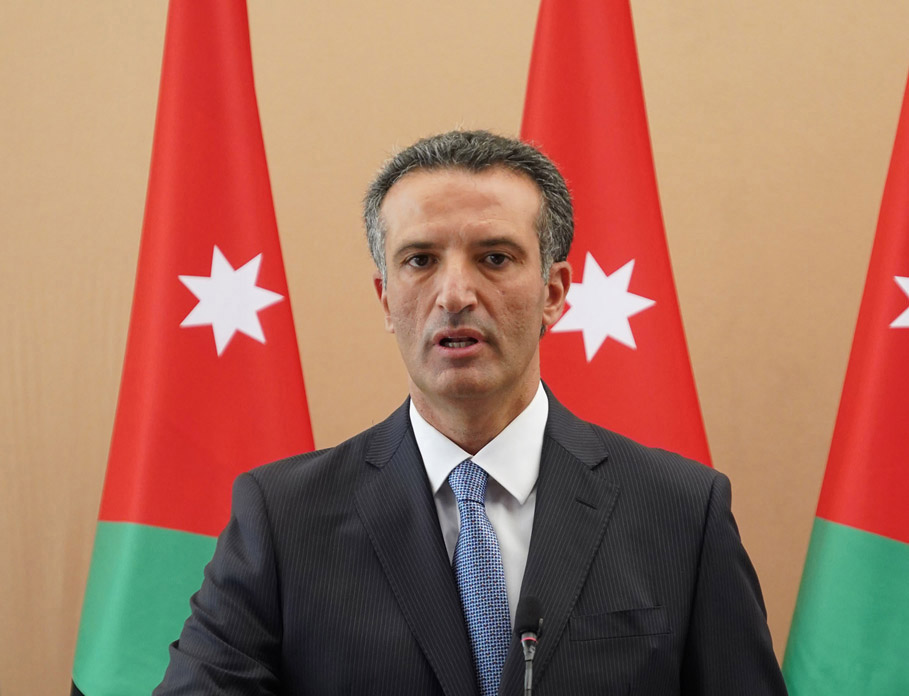 الفايز يطلع على سير العمل في الساحة الجمركية رقم 4 بالعقبة