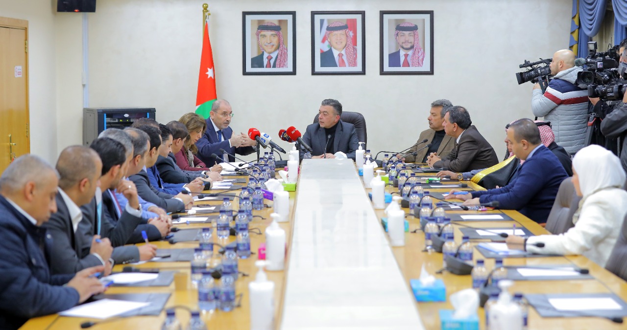 خارجية النواب تدعو للوقوف خلف الملك ودعم مواقفه في كل المحافل الدولية والإقليمية