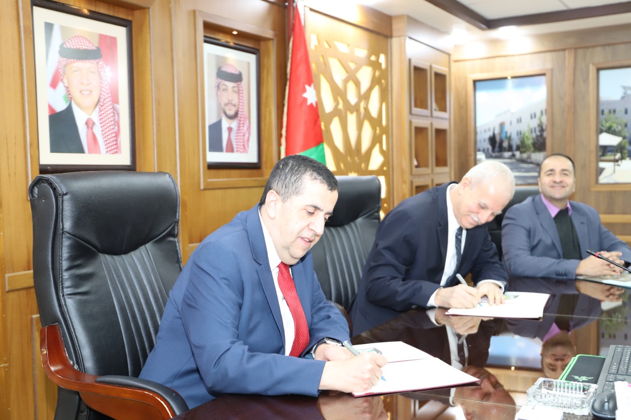 مذكرة تفاهم بين جامعتي البلقاء التطبيقية والعين الإماراتية