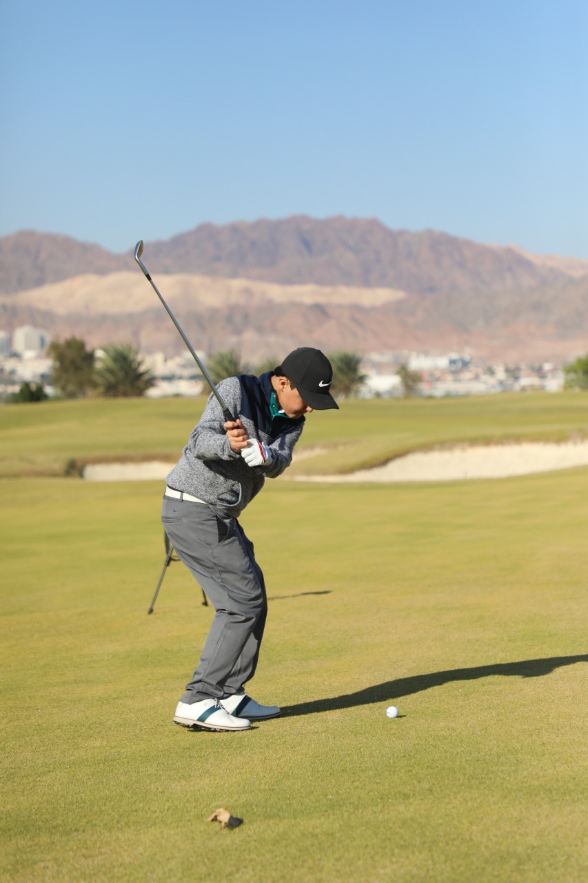 الرواشدة يتصدر اليوم الأول بدوري الناشئين للجولف