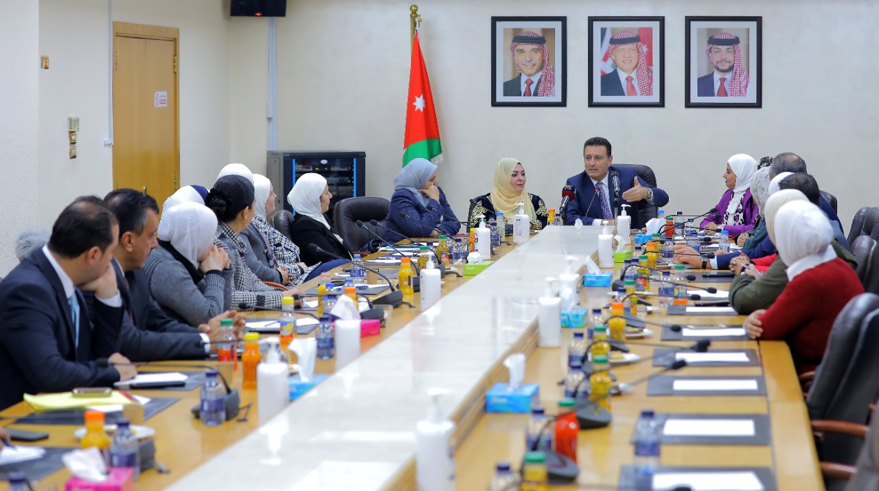 الصفدي: تعديلات قانوني الأحزاب والانتخاب محفزة وداعمة للمرأة والشباب