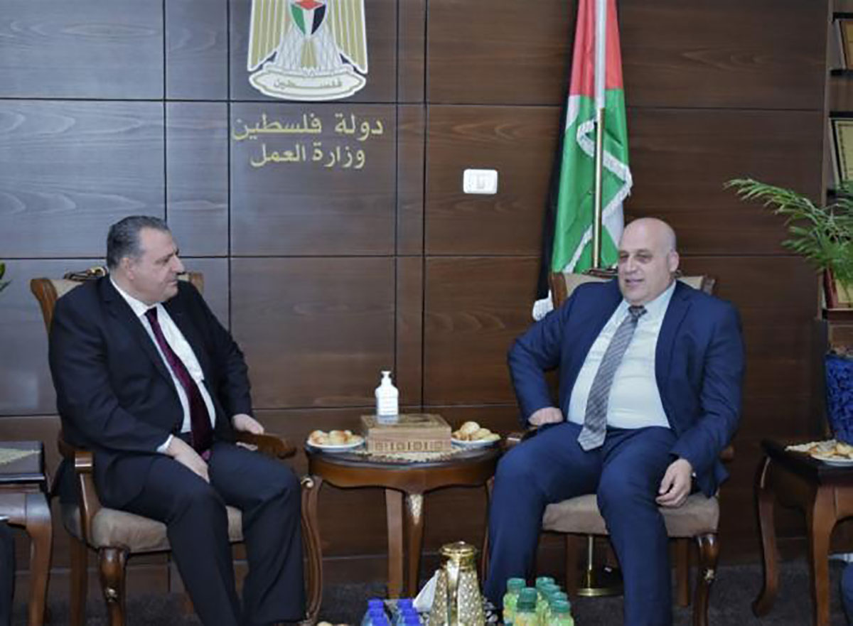 السفير البدور يؤكد دعم الأردن لقطاع العمل الفلسطيني