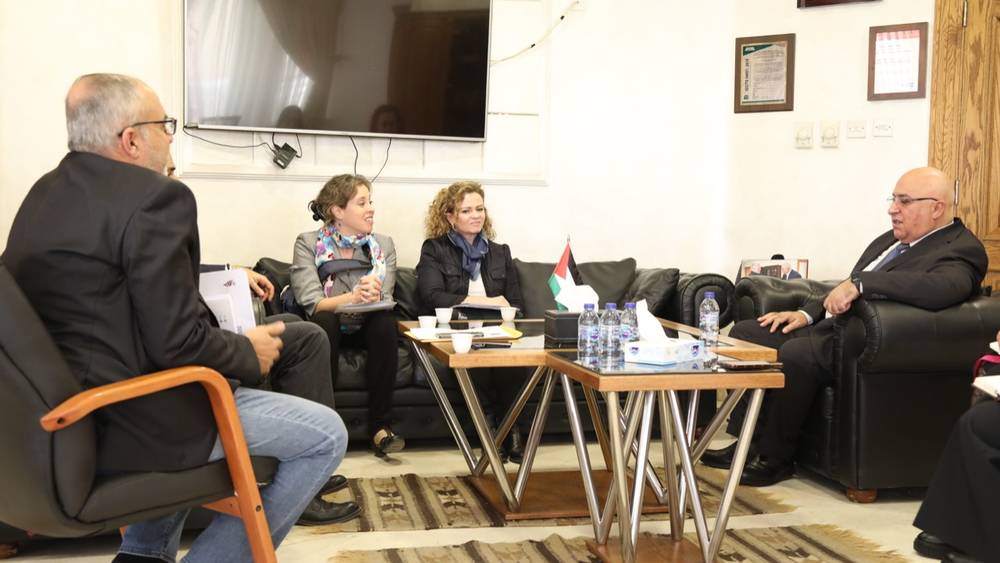 المعايطة يبحث التعاون المشترك مع مديرة الشرق الأوسط للتنمية الدولية