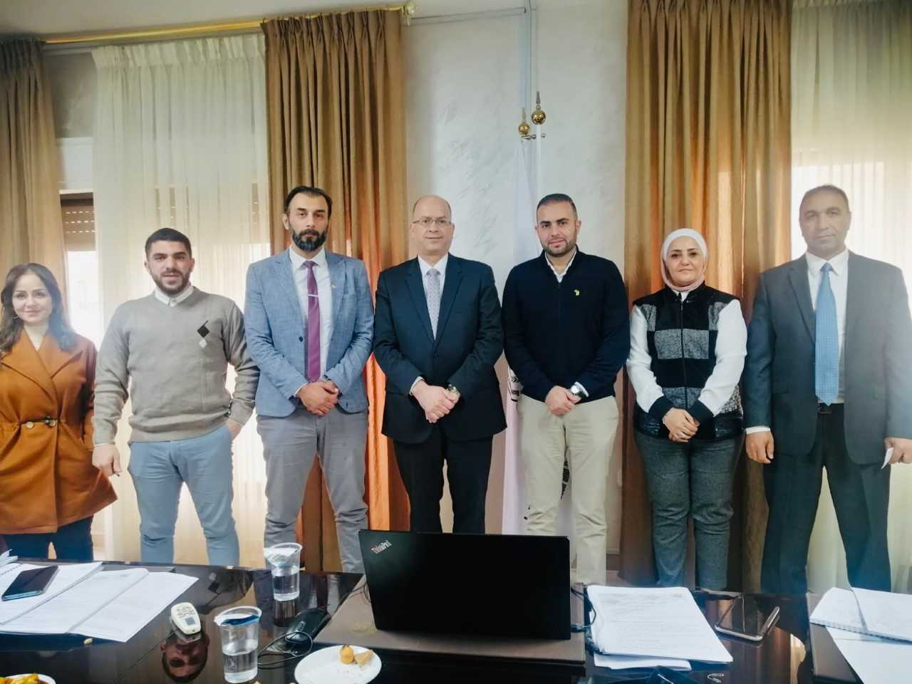 هيئة الاعتماد تعقد ورشة تدريبية لوفد أكاديمي من جامعة الخليل