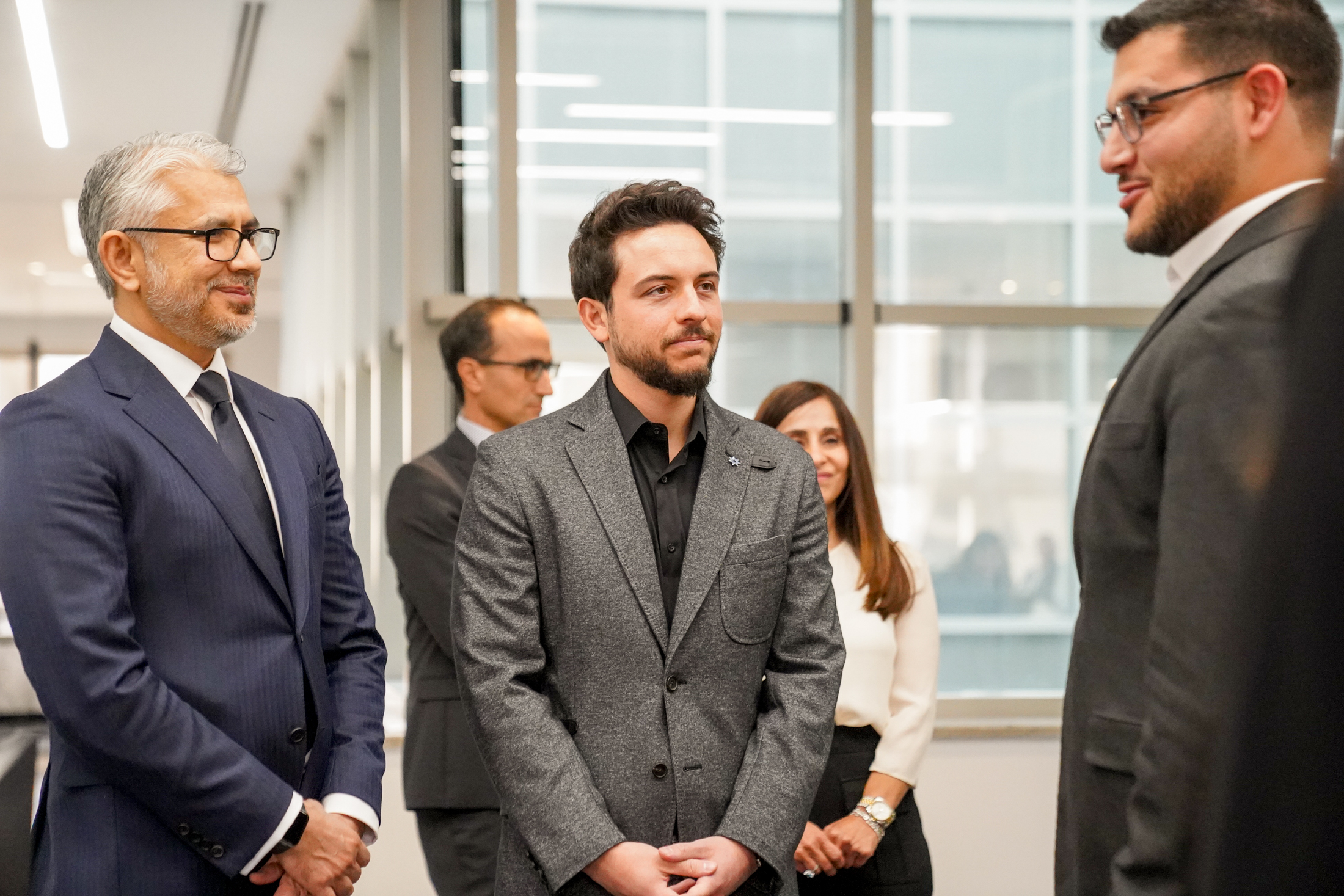 ولي العهد يفتتح مركزا لشركة "ديلويت" العالمية بعمان