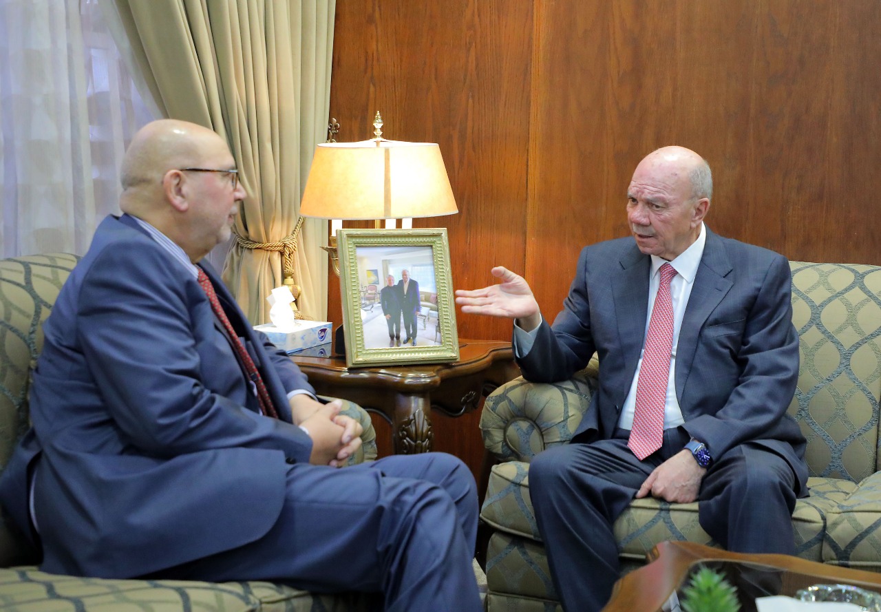 الفايز يلتقي سفيري السودان وتشيلي لدى المملكة