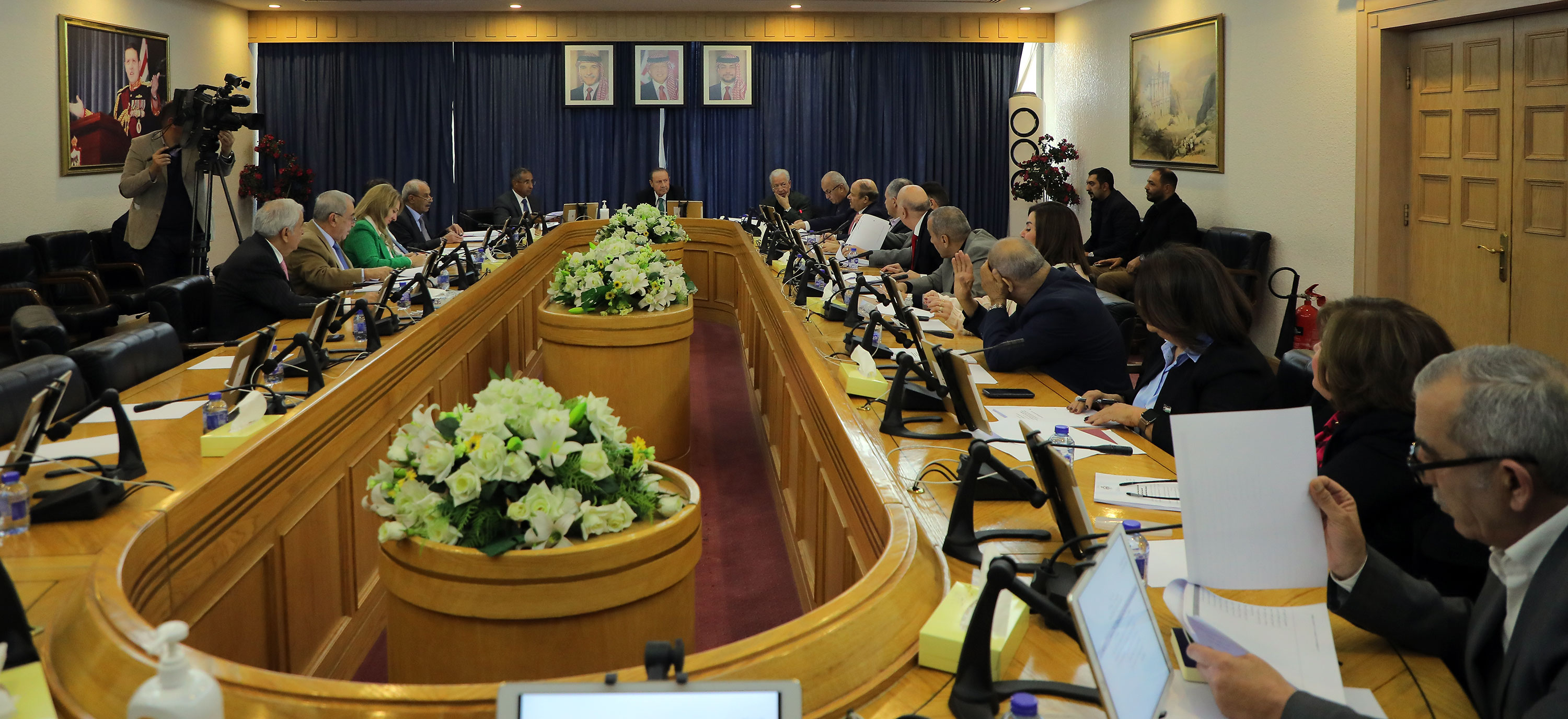 "قانونية الأعيان" تُقر معدل الأحوال المدنية ومعاهدة واتفاقية تسليم مجرمين