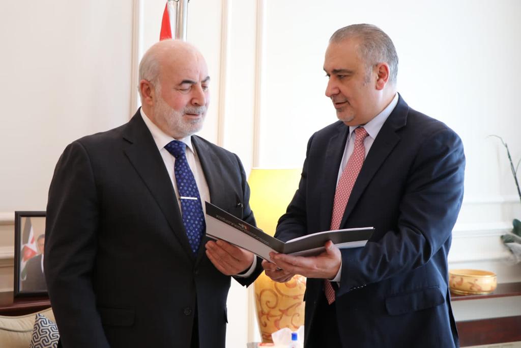 الحكومة تتسلم مخرجات الحوار الوطني لتحديث القطاع العام