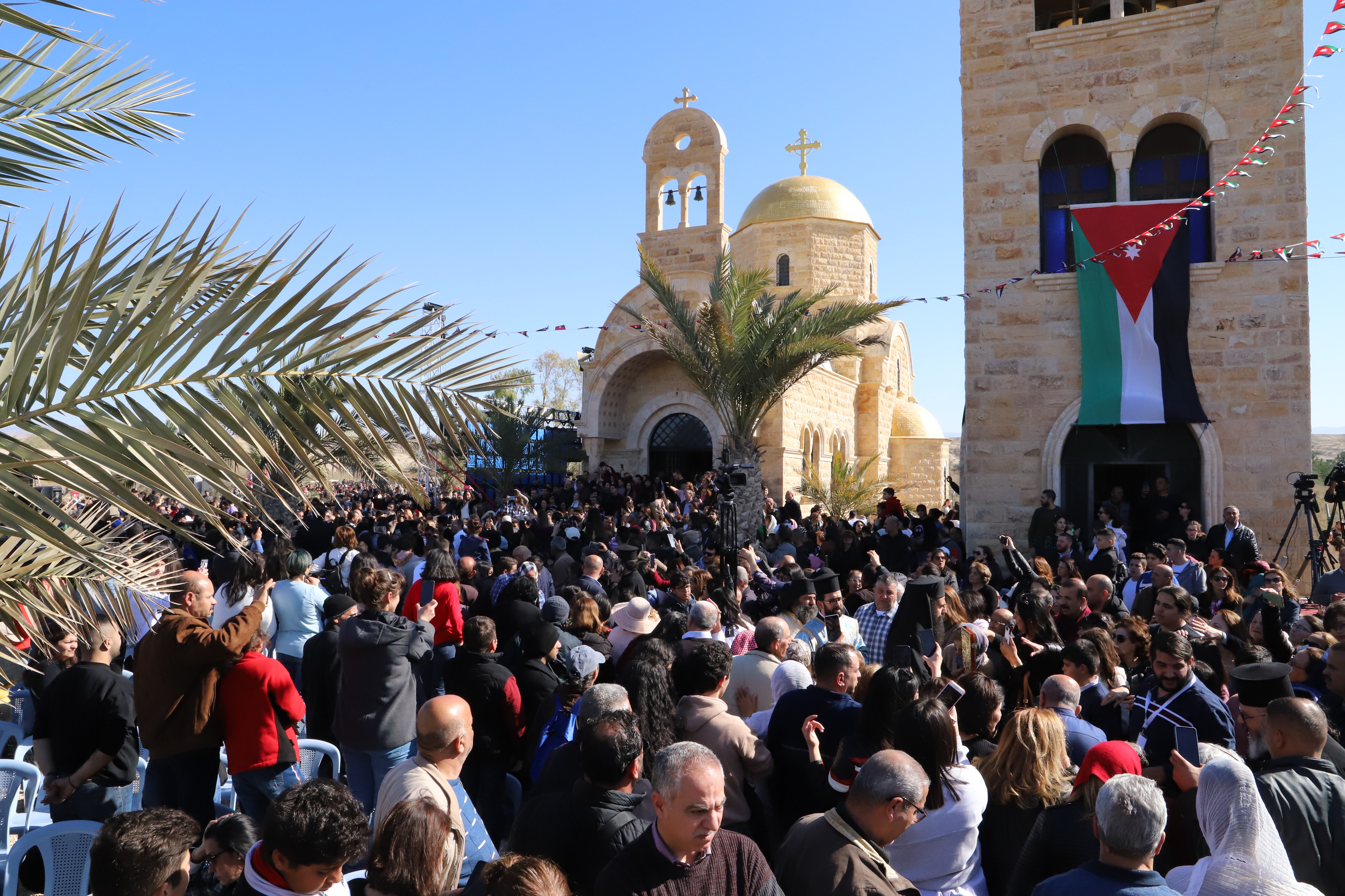 الكنيسة الأرثوذكسية تحتفل بعيد الغطاس