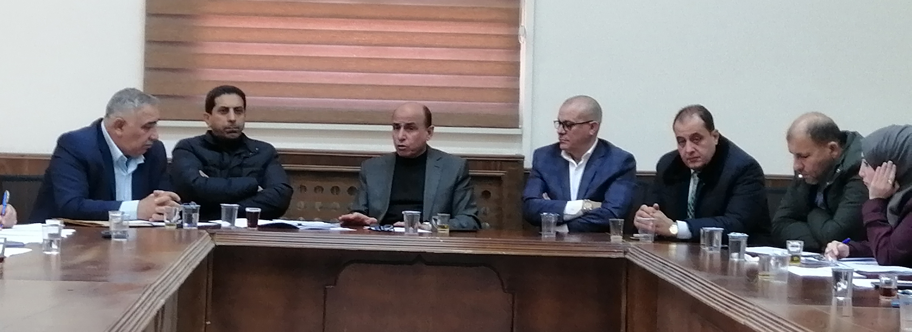 تنفيذي عجلون يبحث معيقات إنجاز المشاريع