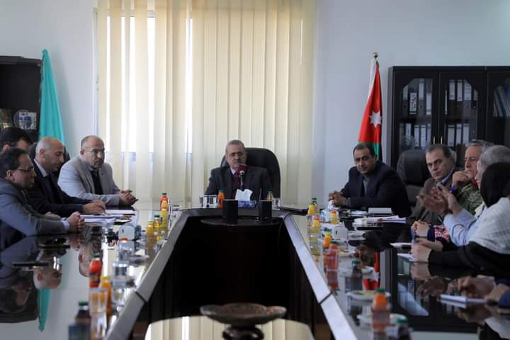 إنشاء كلية لغات أجنبية في جامعة آل البيت