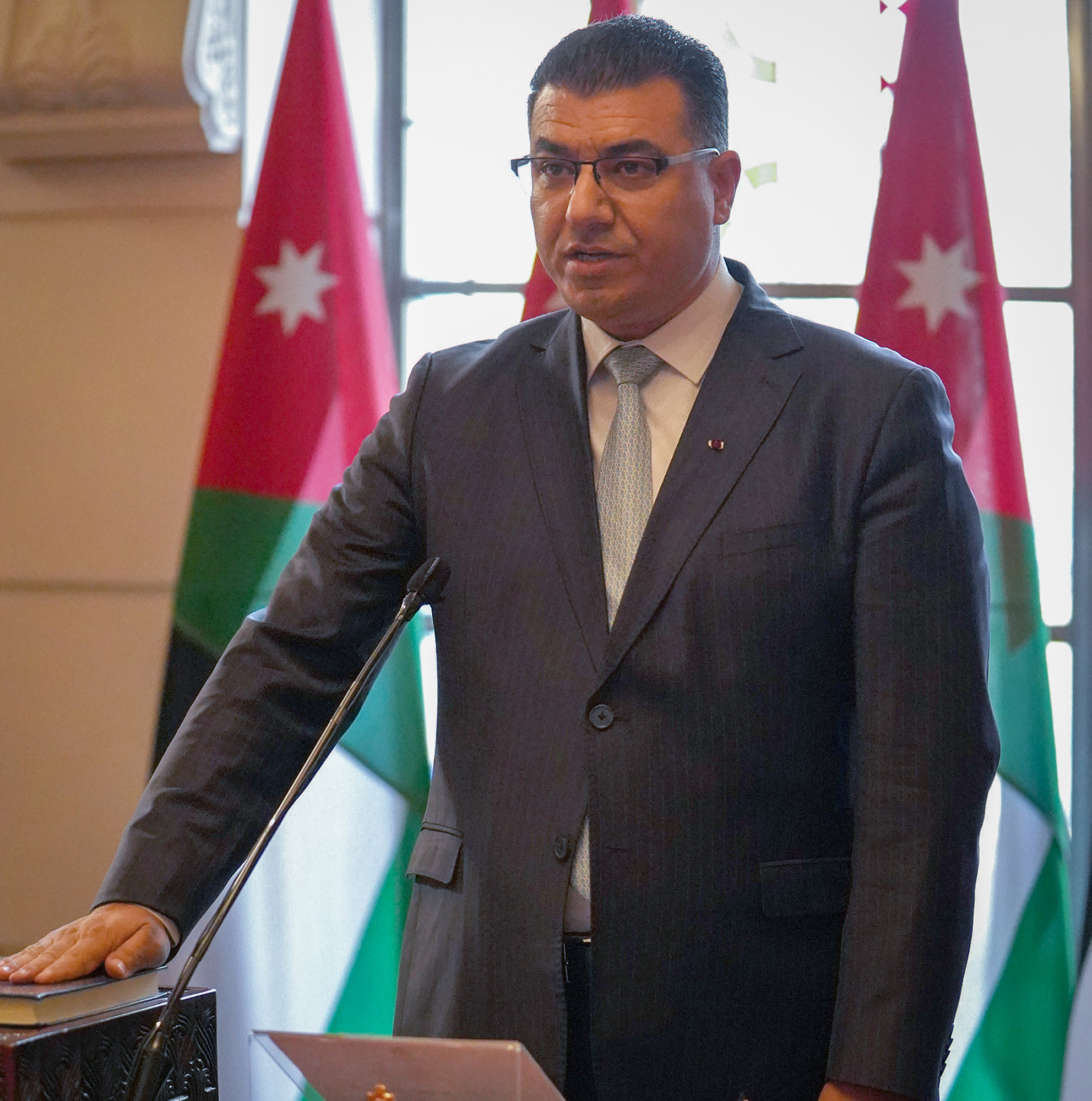 وزير الزراعة يتفقد محمية غابات دبين في جرش