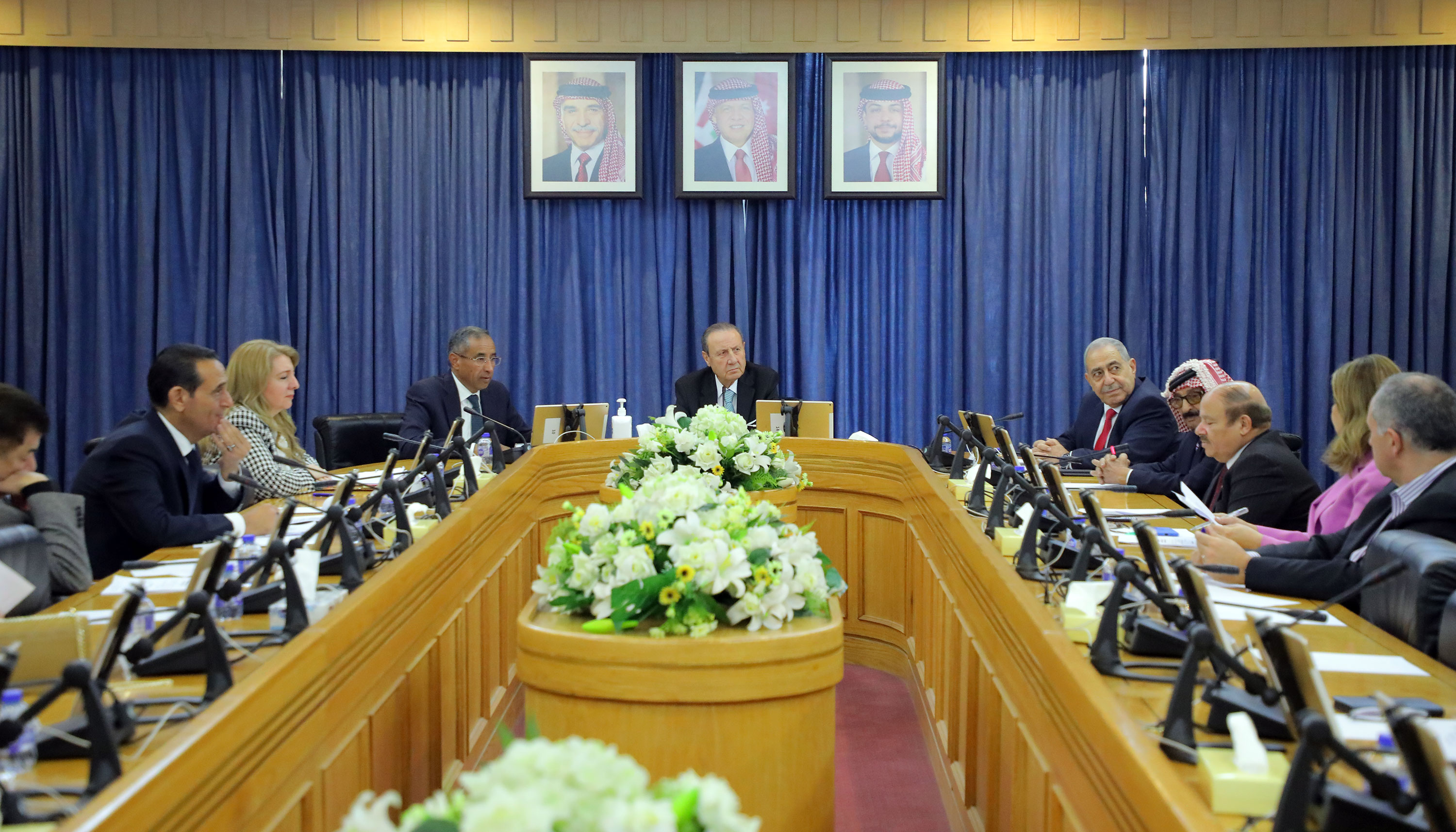 قانونية الاعيان تقر "معدل الجنسية"