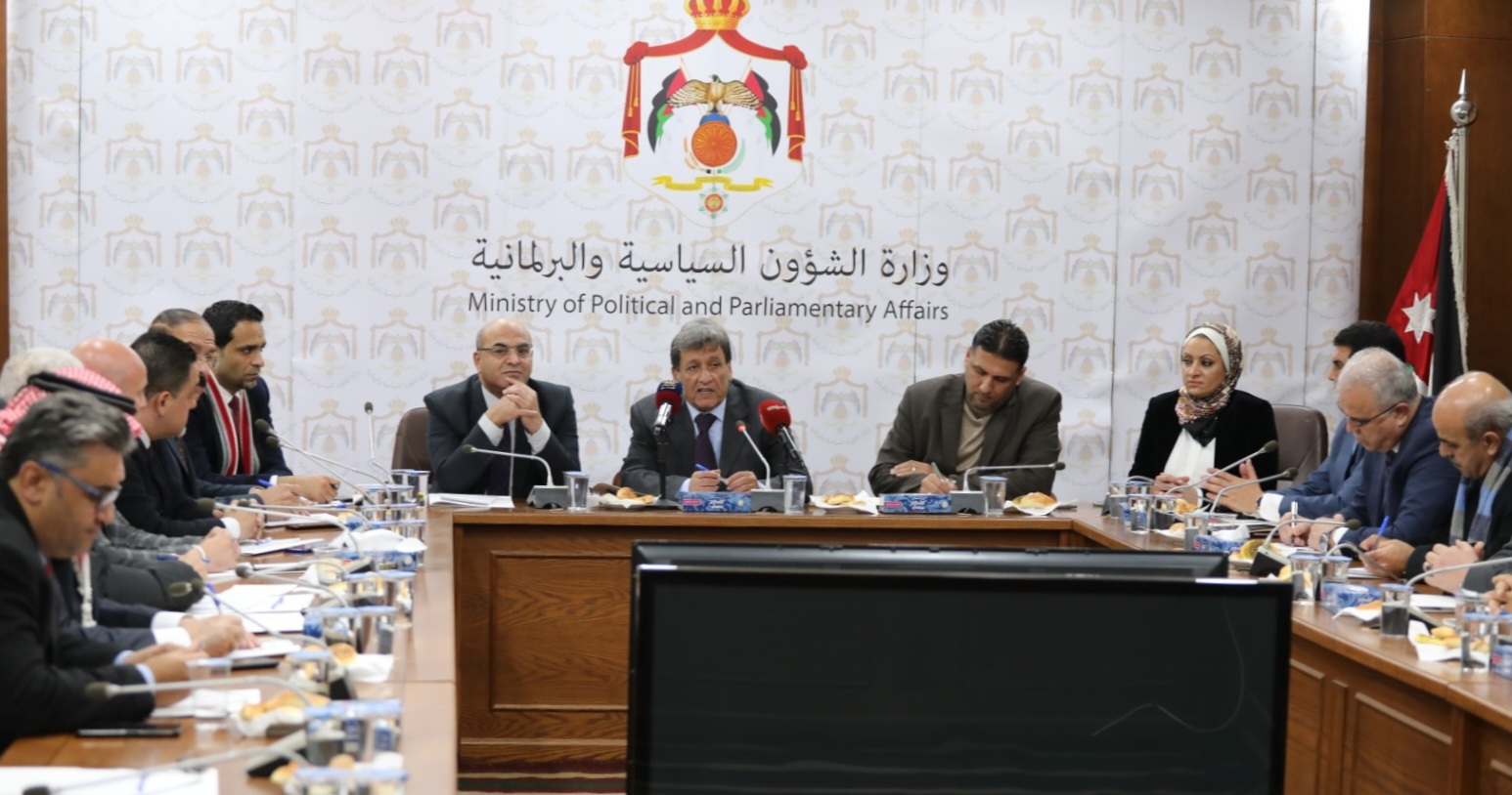 عزايزة يلتقي عمداء شوؤن الطلبة في الجامعات الأردنية