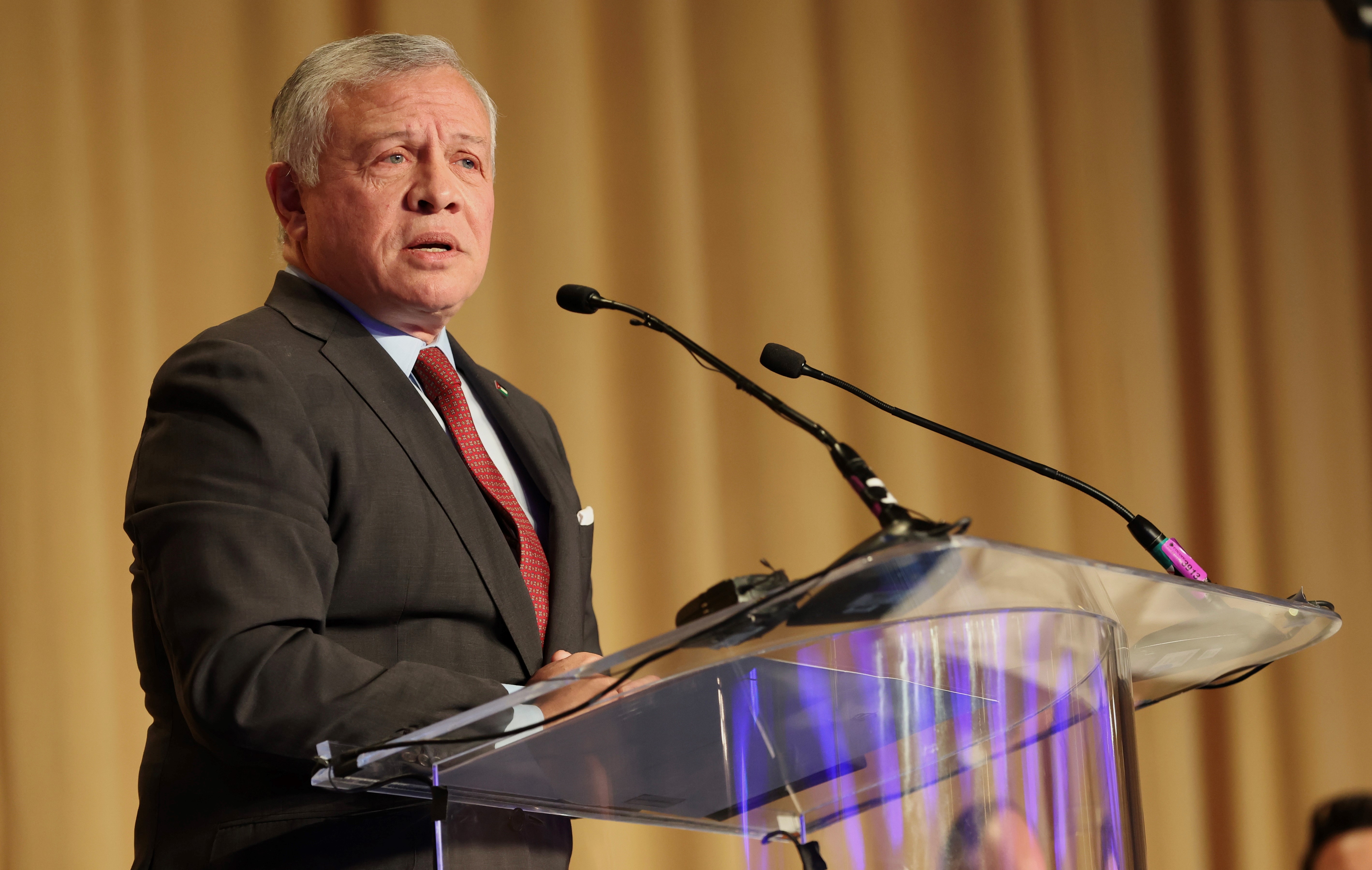 الملك يلقي الكلمة الرئيسة في فطور الدعاء الوطني بواشنطن