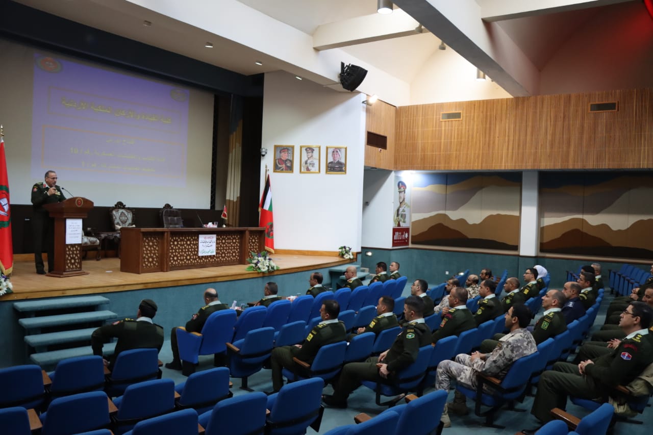 افتتاح دورتي قادة الكتائب وتخطيط العمليات في كلية القيادة والأركان