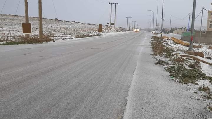 الطفيلة: تساقط الثلوج على المرتفعات الجنوبية