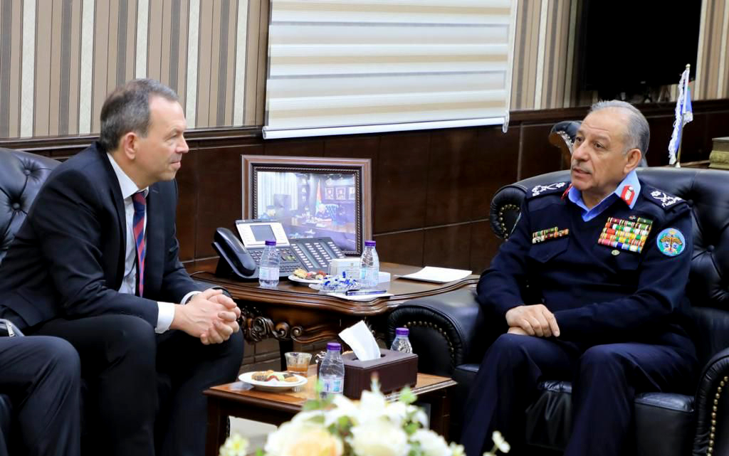 مدير الأمن العام يلتقي قائد شرطة بافاريا