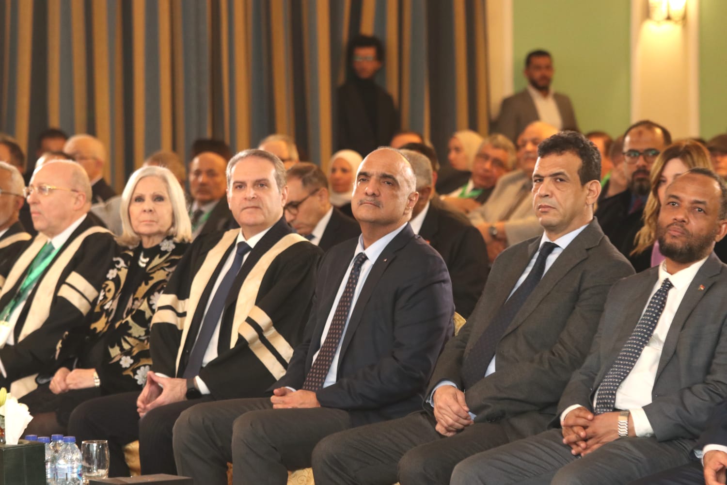 مندوباً عن ولي العهد.. الخصاونة يرعى حفل خريجي المجلس العربي للاختصاصات الصحية