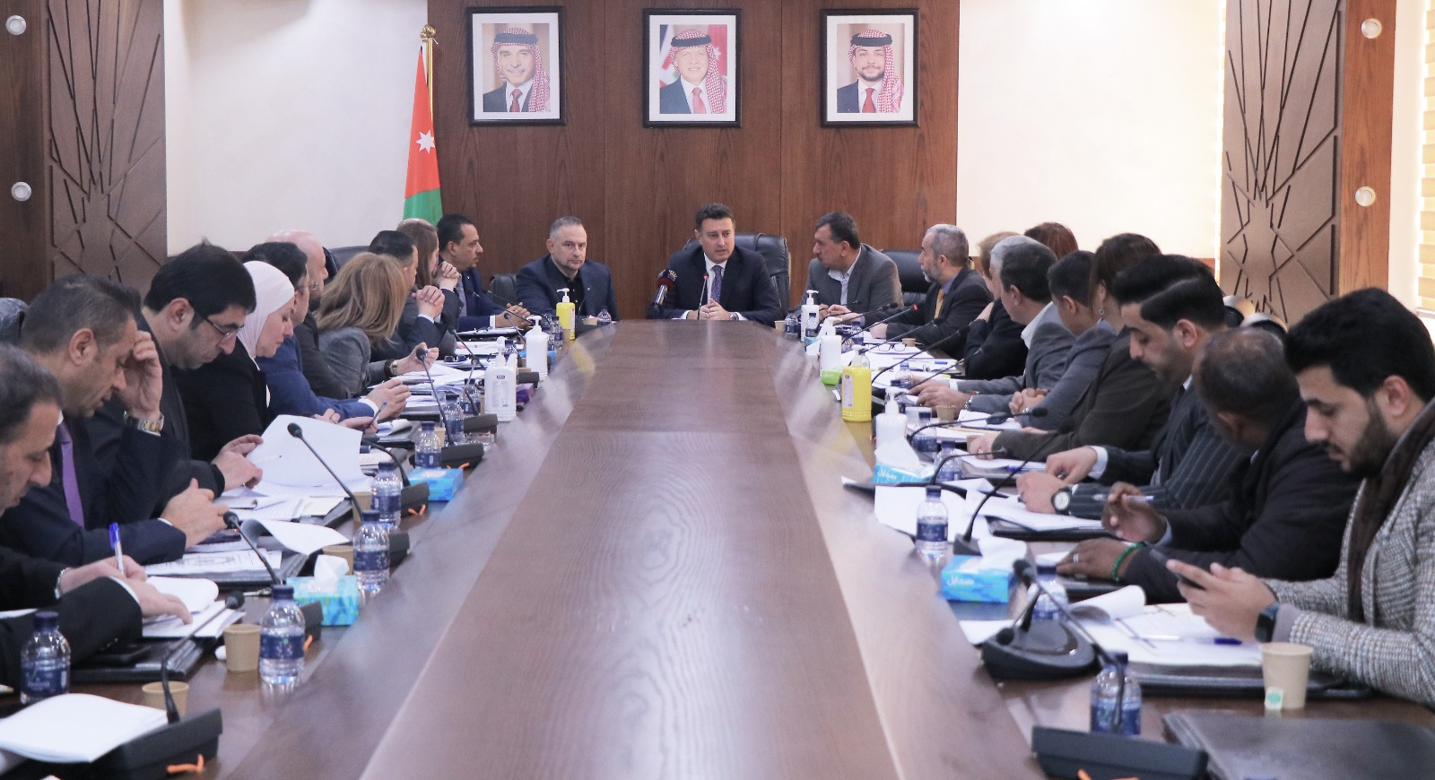 رئيس مجلس النواب يؤكد أهمية ودور المرأة في رئاسة وعضوية مجالس إدارة الشركات