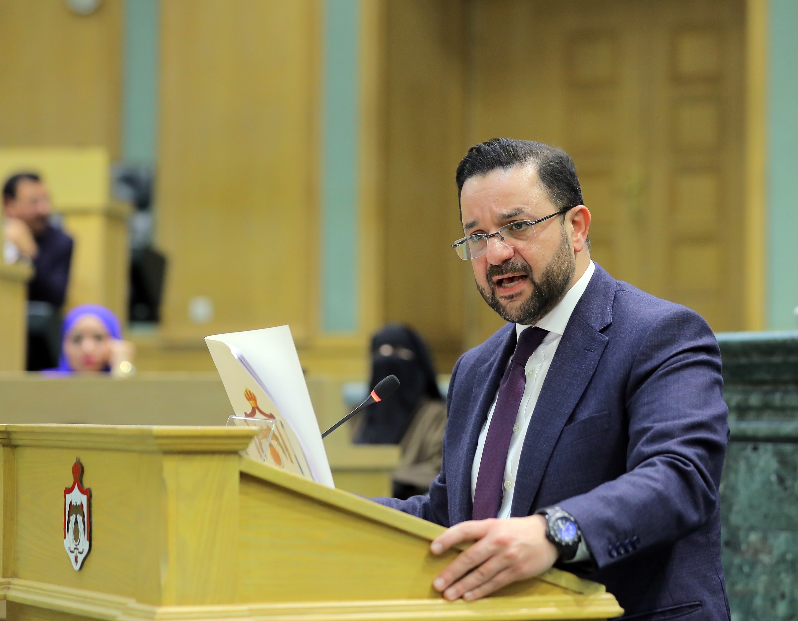 وزير المالية يلقي رد الحكومة على مناقشات الموازنة