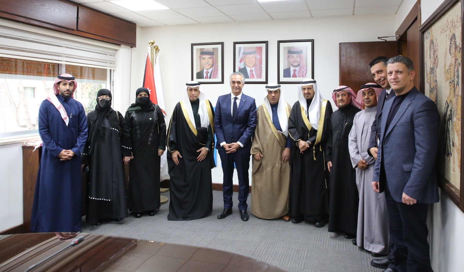 وزير السياحة يلتقي رئيس وأعضاء لجنة الصداقة البرلمانية السعودية الأردنية في مجلس الشورى السعودي