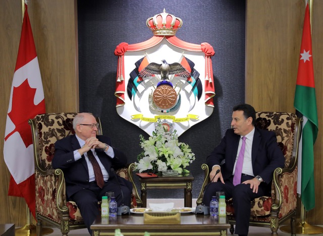 الصفدي ورئيس مجلس الشيوخ الكندي يؤكدان أهمية الوصاية الهاشمية في القدس