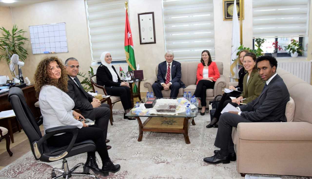 بني مصطفى تلتقي وزير شؤون التنمية البريطاني