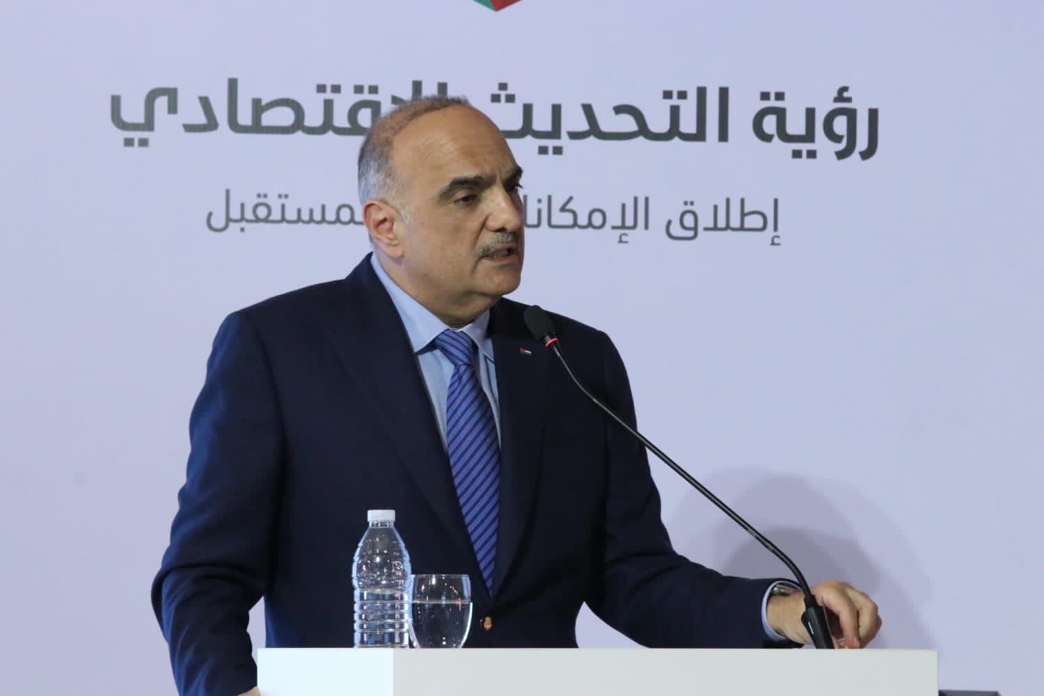 رئيس الوزراء يفتتح أعمال اللِّقاء التَّفاعلي لعرض تقدُّم سير العمل في البرنامج التَّنفيذي لرؤية التَّحديث الاقتصادي 2023 - 2025م