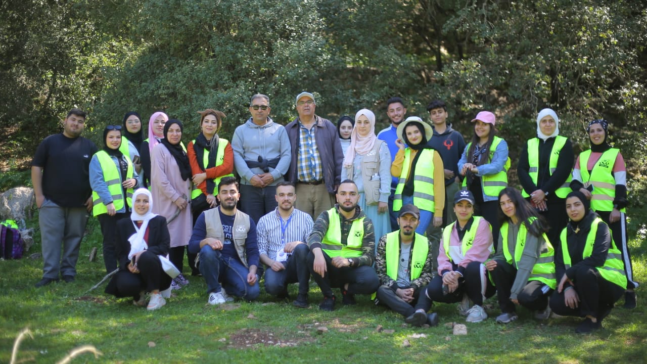 "سياحتنا بهمتنا" تنظم مسيراً بيئياً في غابات برقش
