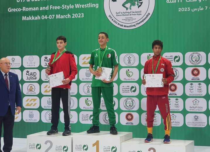 فضية للاعب منتخب المصارعة اسحاق بالبطولة العربية