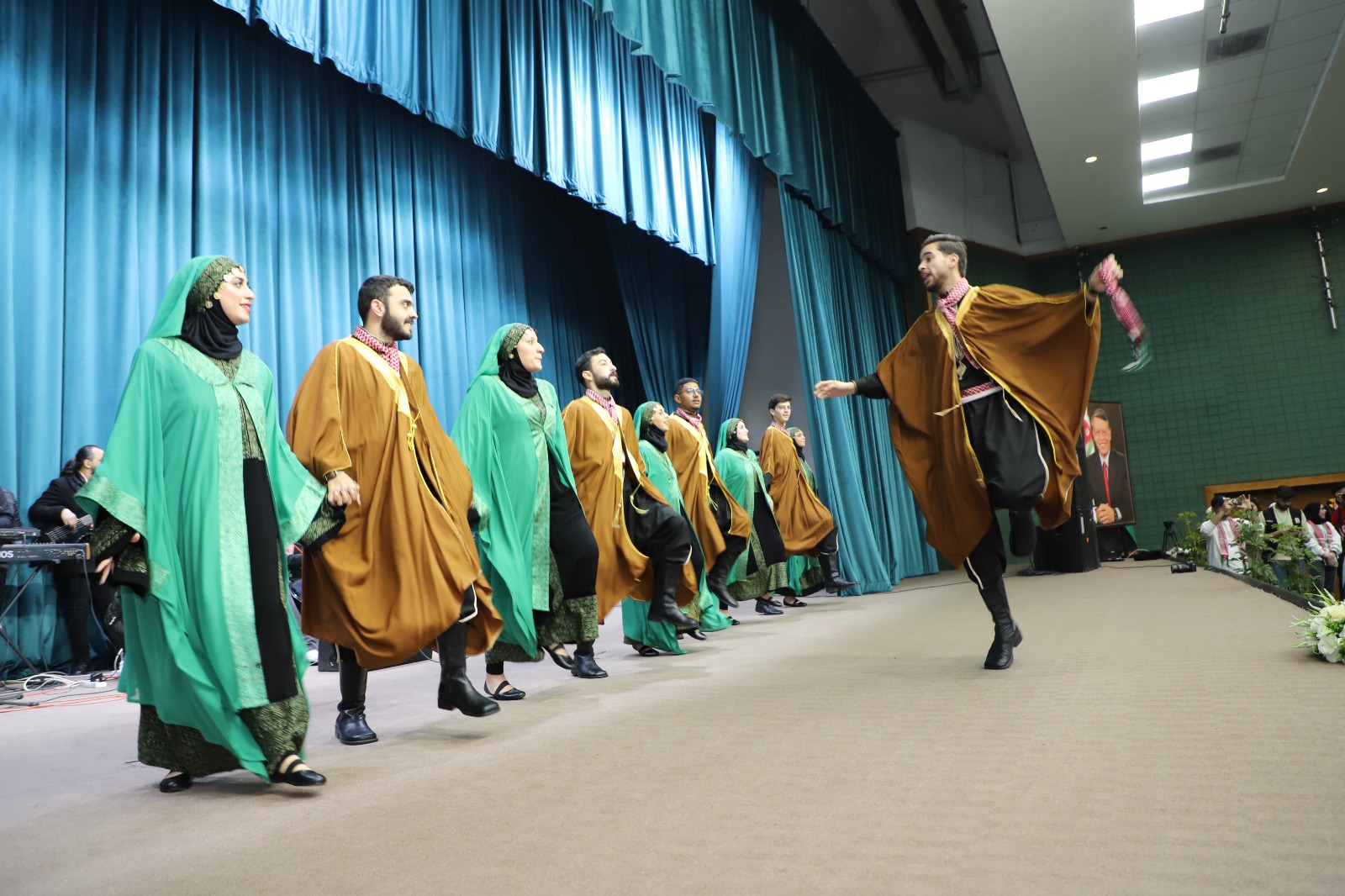 جامعة اليرموك تحتفل بعيد ميلاد جلالة الملك