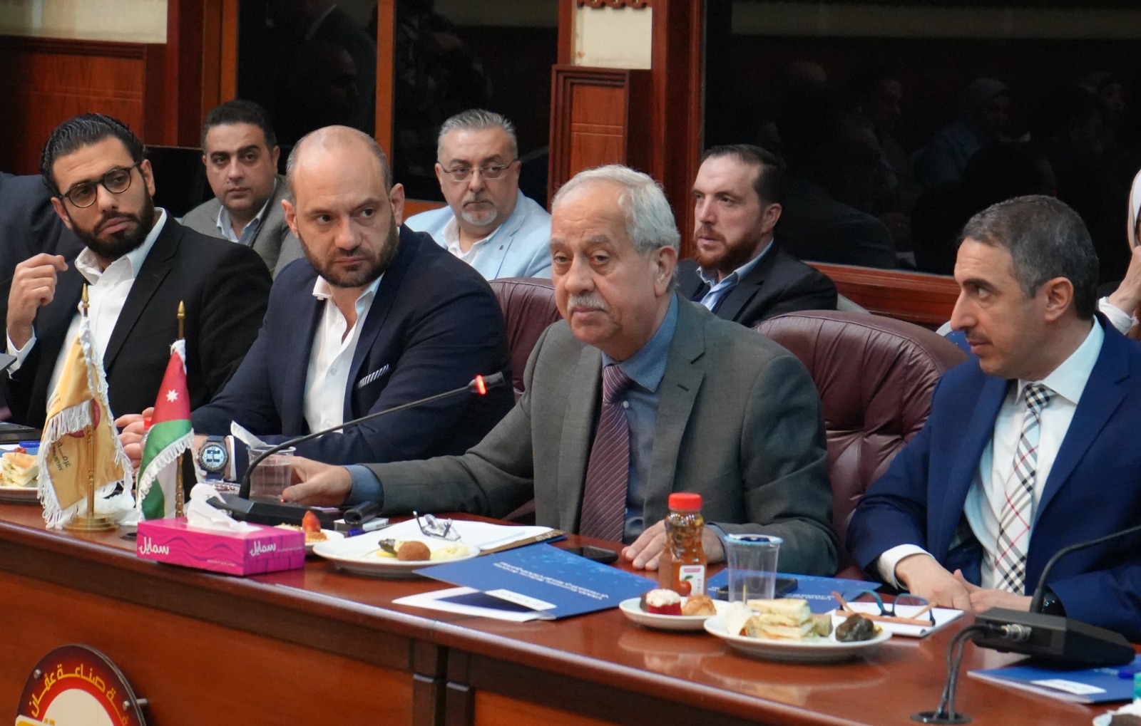 الجغبير يؤكد أهمية اتفاقية التجارة الحرة مع الولايات المتحدة