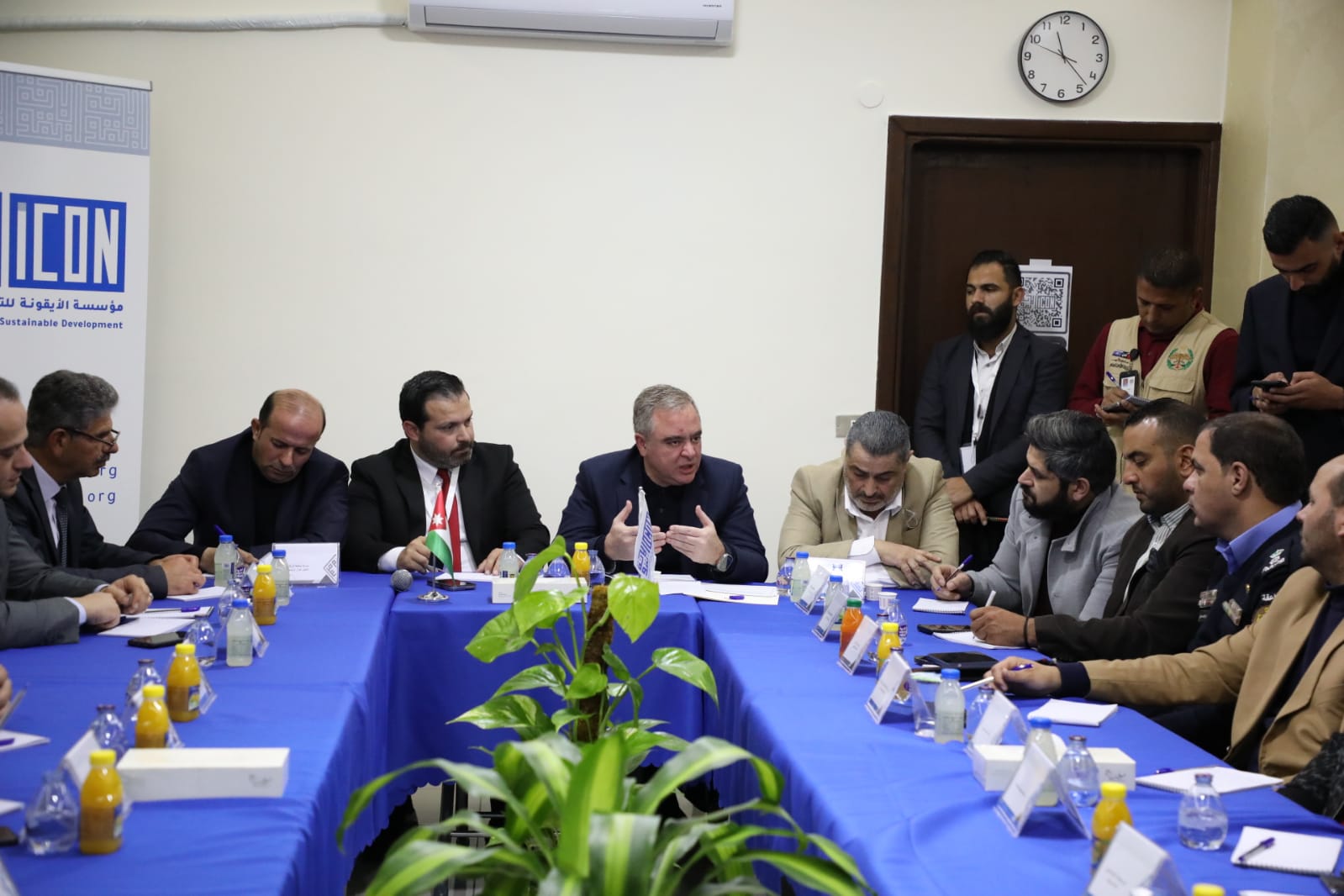 حوارية تناقش فرص مشاركة الشباب في الحياة العامة