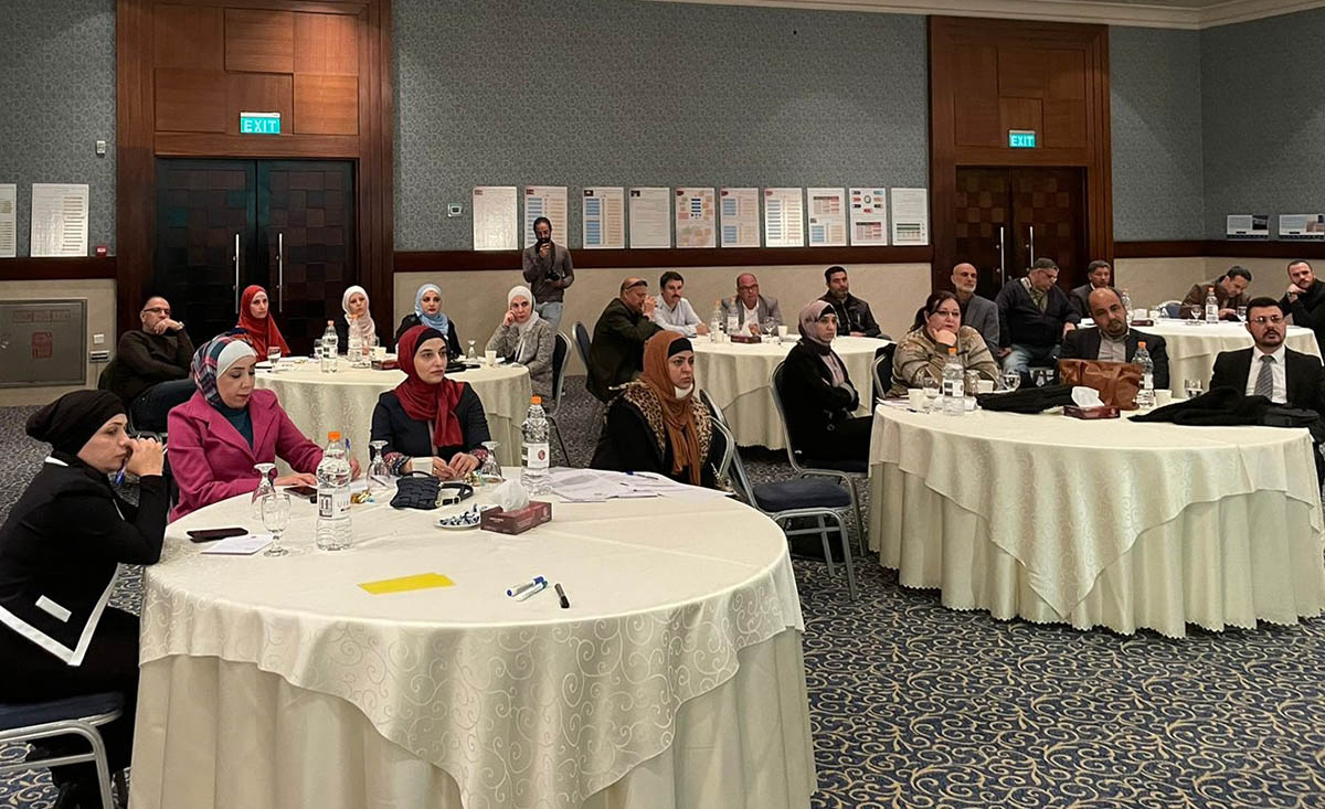 الشؤون الفلسطينية تنظم ورشة حول تطوير الخطط التشغيلية