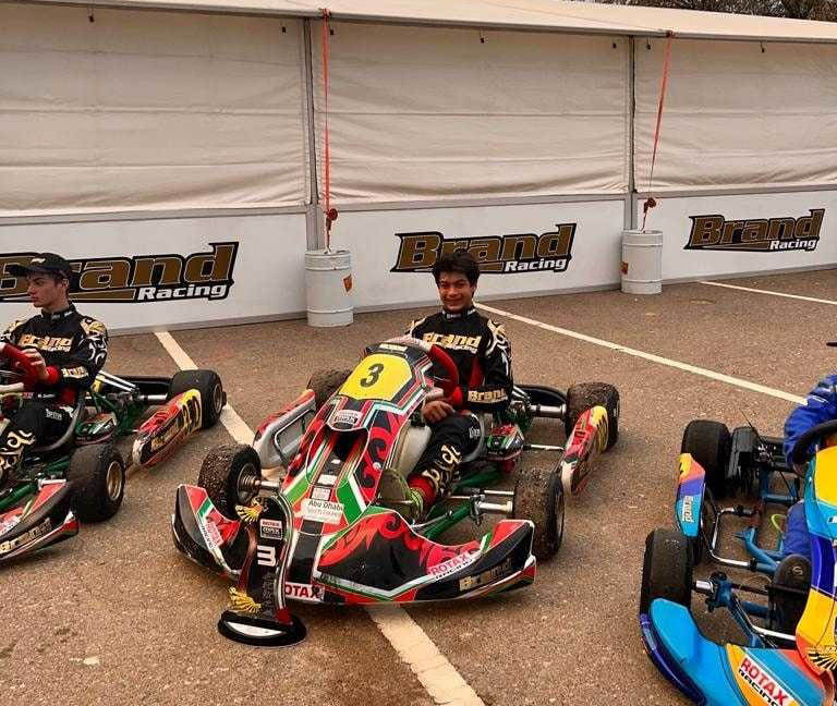 المتسابق الفايز بالمركز الثالث ببطولة الإمارات للكارتنغ