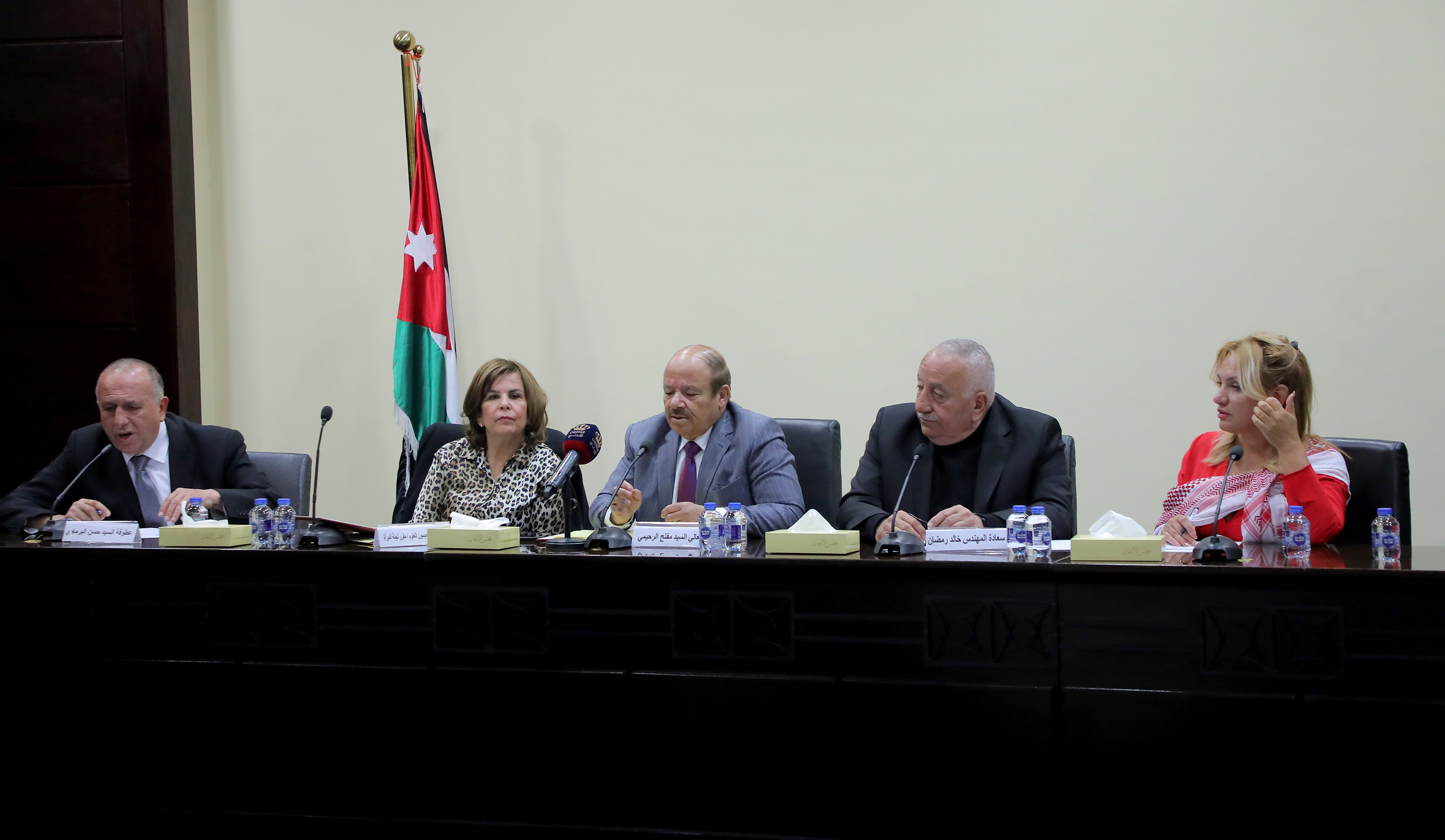 وفد سيدات الأعمال البلغاري يزور مجلس الأعيان