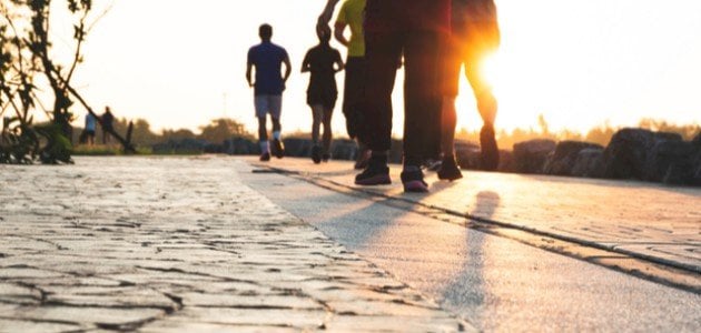 رياضة المشي في رمضان تعزيز للصحتين الجسدية والنفسية