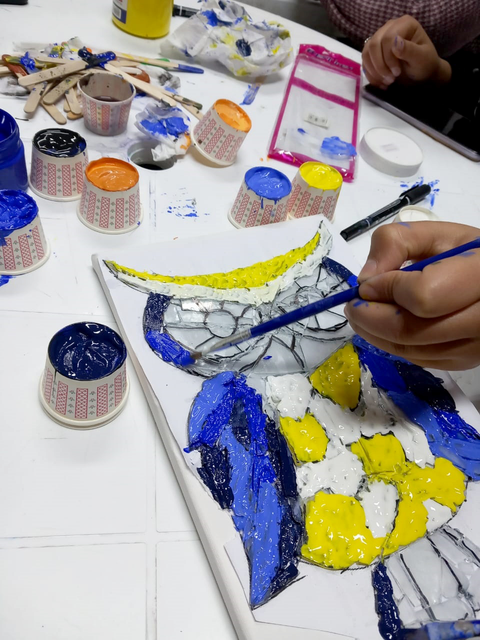 دورة تدريبية في تدوير الزجاج بمركز شابات دير أبي سعيد