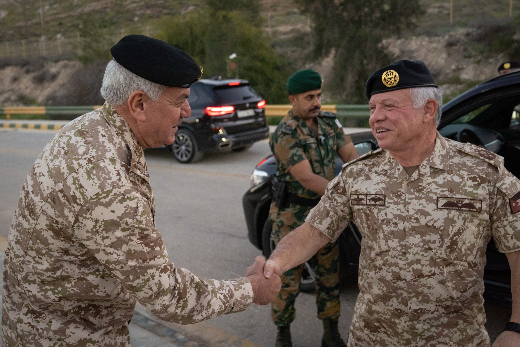الملك يحضر مأدبة إفطار الجيش العربي